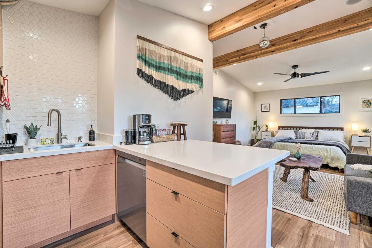 Cozy Flagstaff Studio With Patio - Near Dtwn! מראה חיצוני תמונה